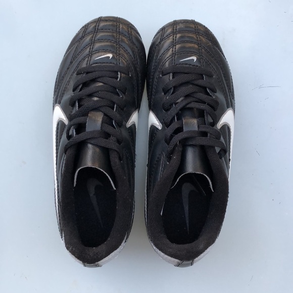 Nike soccer cleats size 12 - Picture 10 of 10